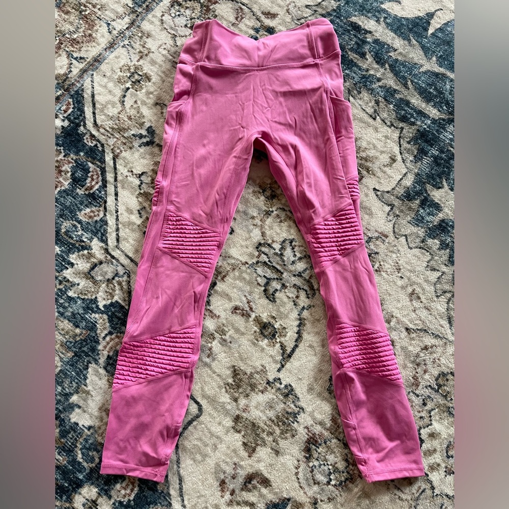 Fabletics Women’s Leggings in Vibrant Pink